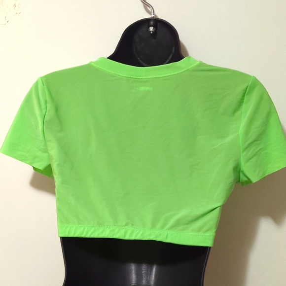 Neon Green Crop Top - Picture 2 of 3